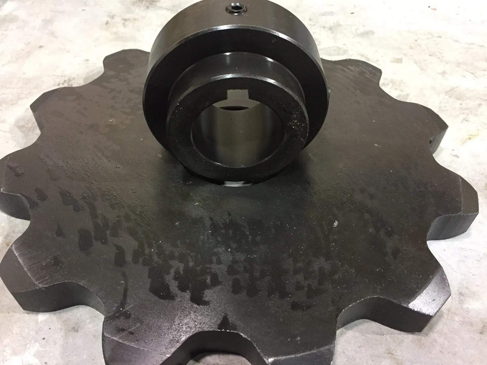 1-5/8" Y-Series Weld on Hub Round Bore with Keyway Set Screw