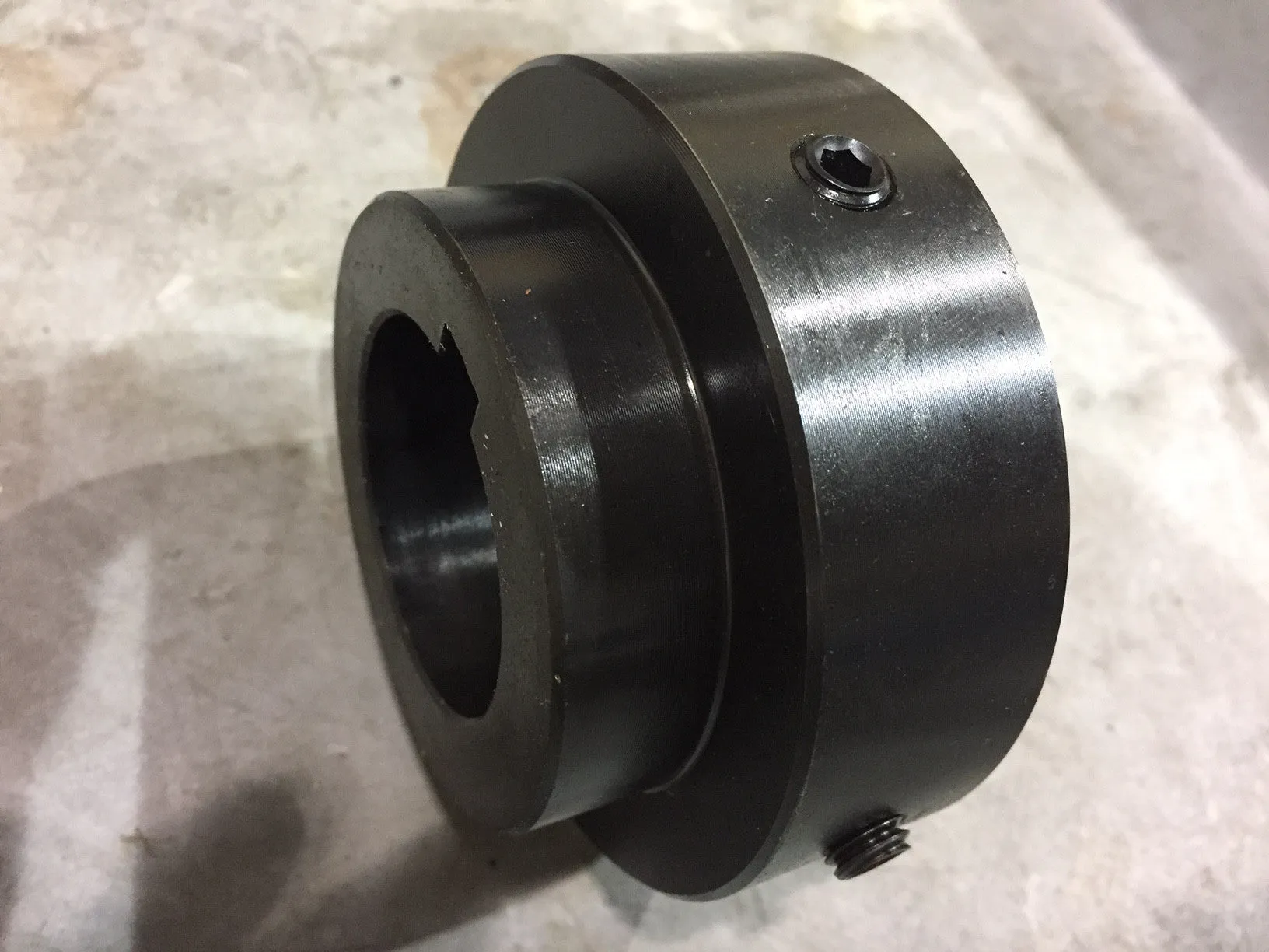 1-5/8" Y-Series Weld on Hub Round Bore with Keyway Set Screw