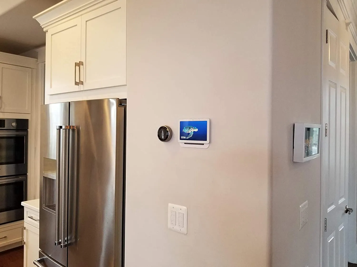 Mount Genie Simple Built-in Google Nest Hub MAX Wall Mount: The Perfect Smart Home Command Center | Fully Exposed Speakers | Designed in The USA