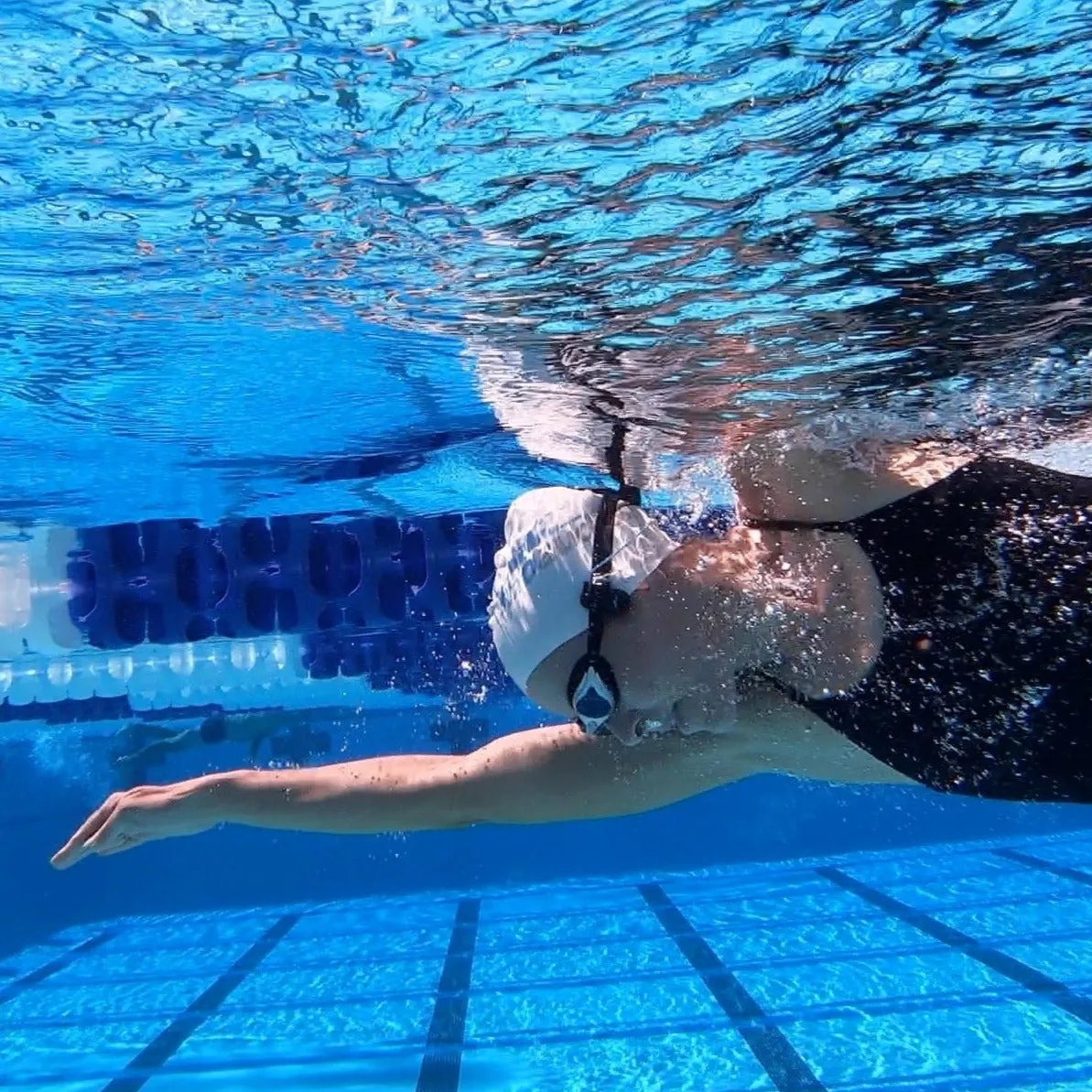 STREAMDM - Waterproof MP3 player with Bluetooth