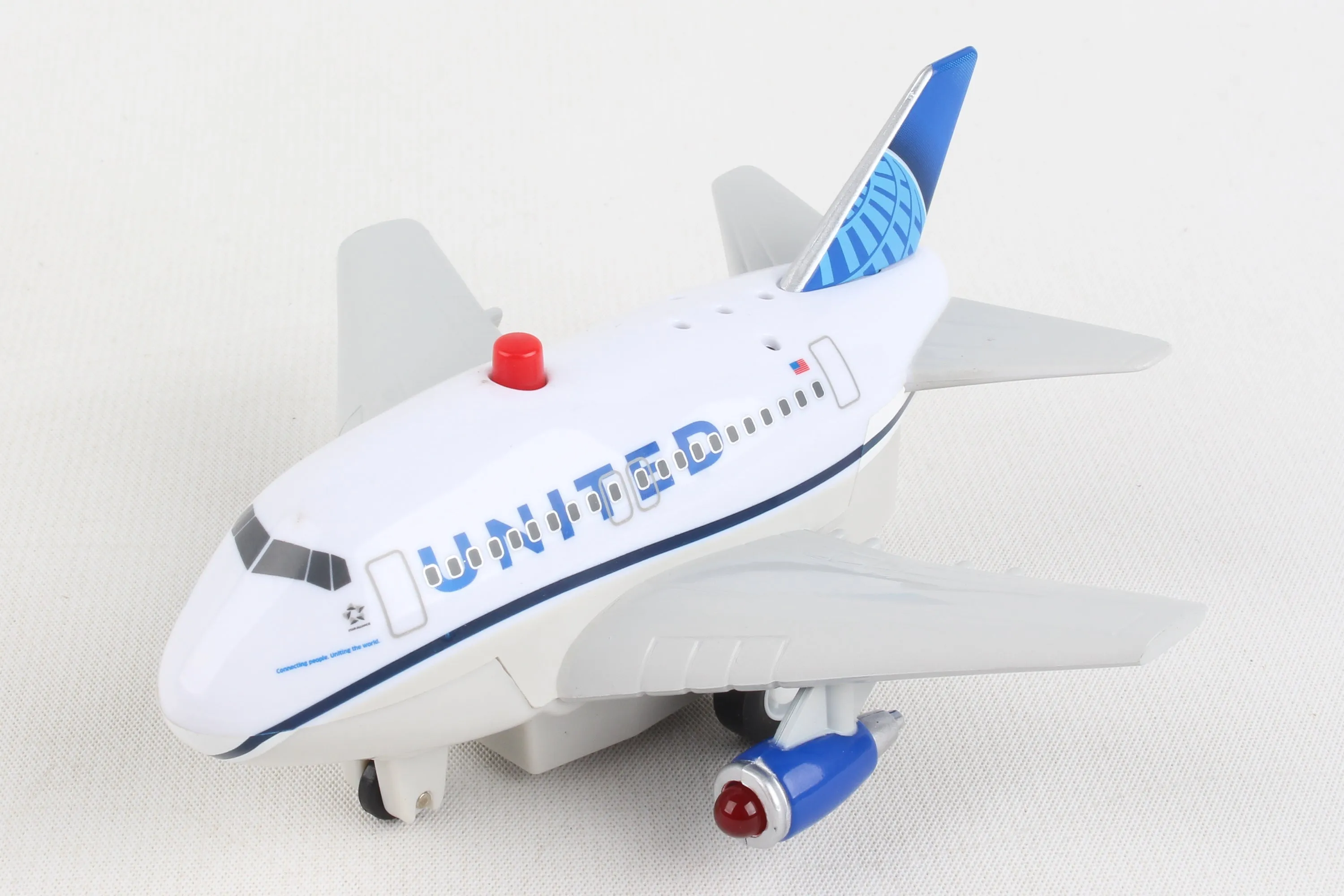 TT523-2 UNITED PULLBACK W/LIGHT & SOUND 2019 NEW LIVERY